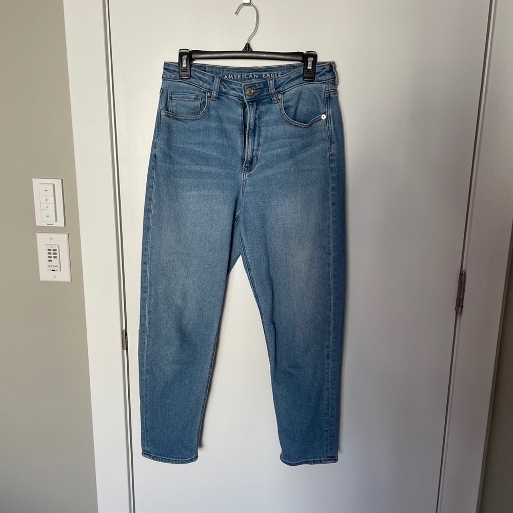 American Eagle Mom Jeans